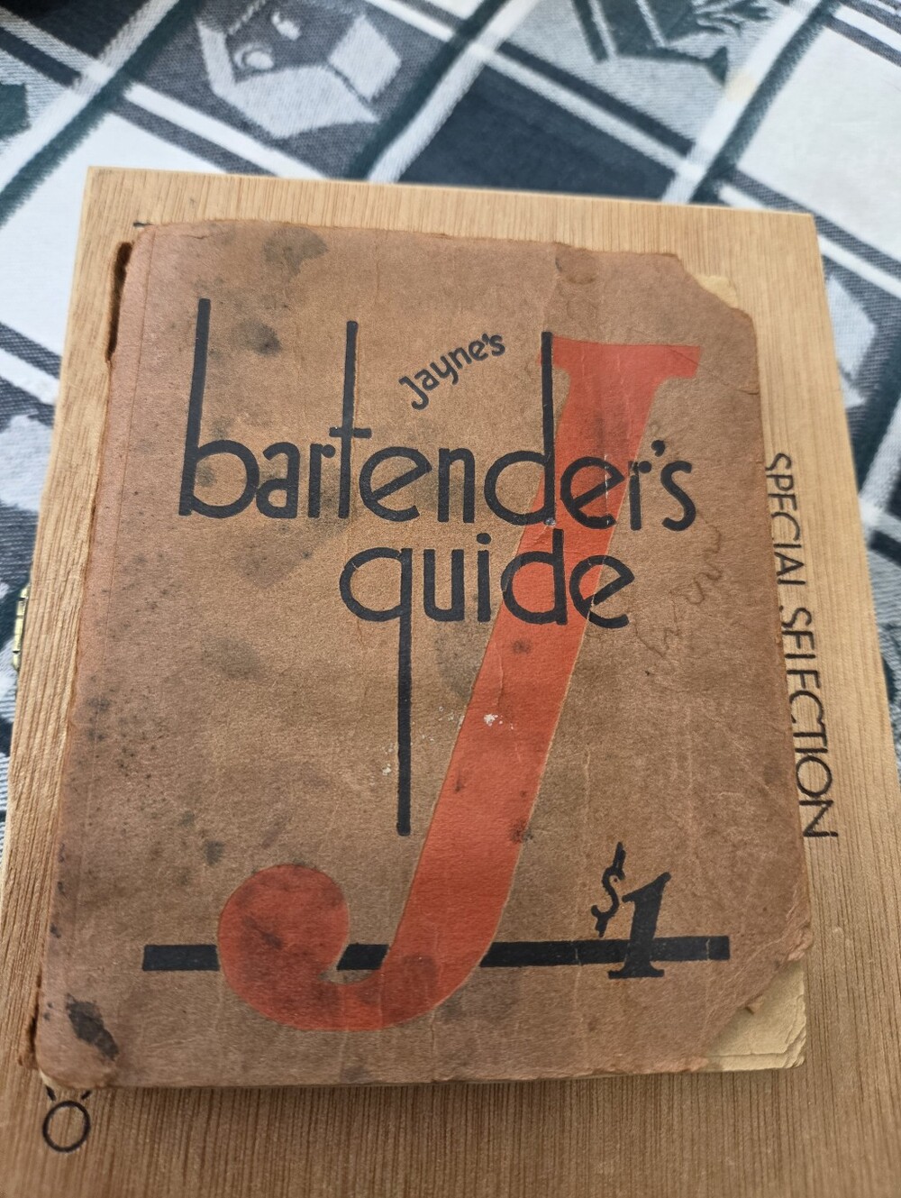 Vintage 1930s Jayne's Bartender's Guide